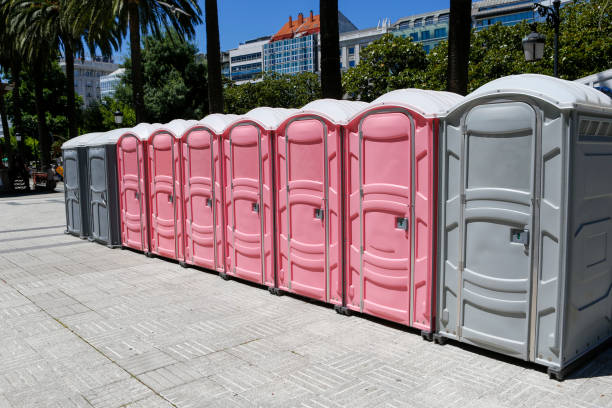 Best Portable Restroom Servicing (Cleaning and Restocking)  in Mission Bend, TX
